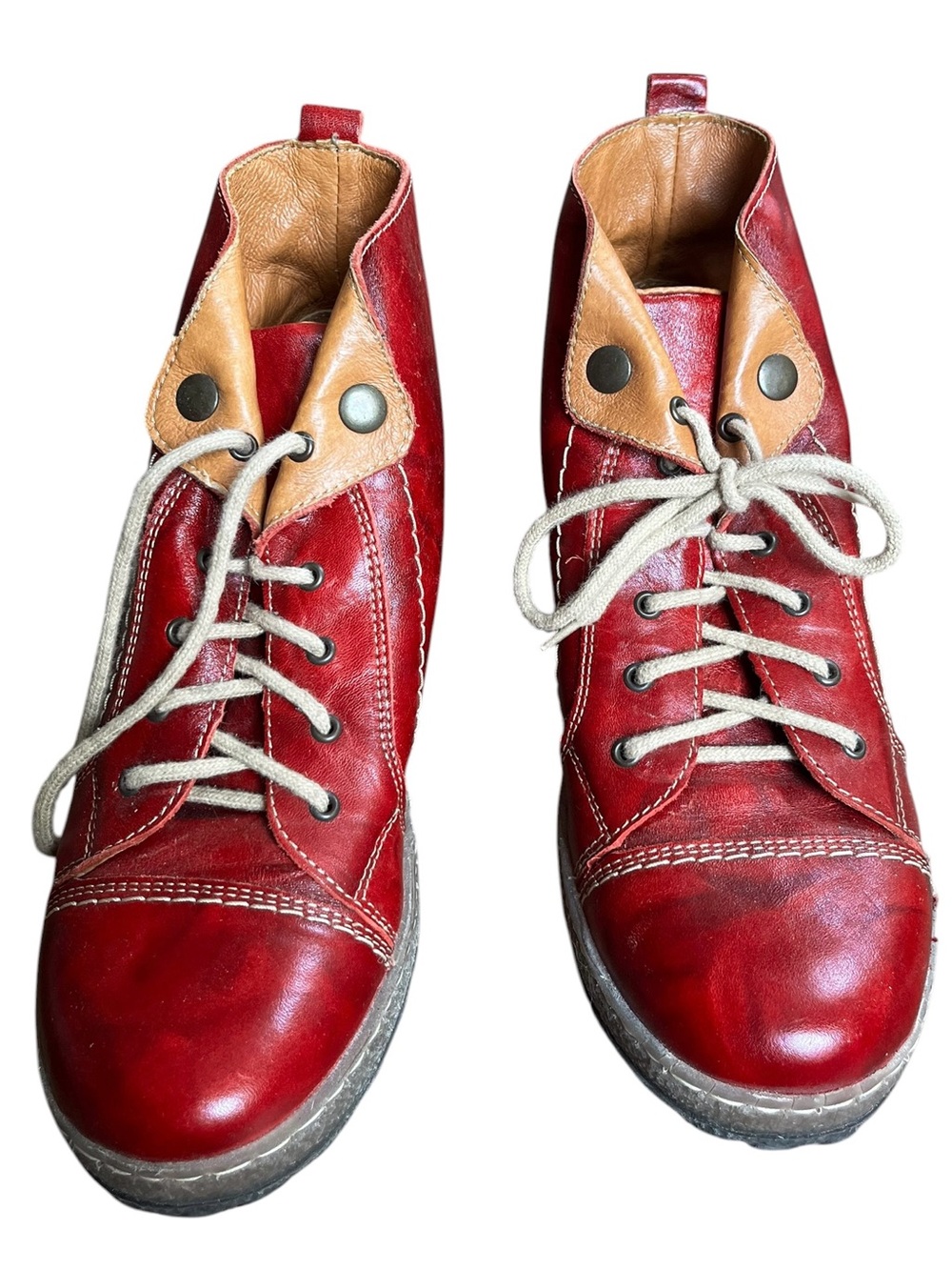 US 8 V-Italia Kiki 1041 Burnished Red Leather Comfort Walking Boots